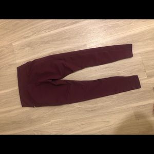 Maroon Fabletics leggings